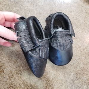 BABY MOCCASINS | Black leather handmade Moccs